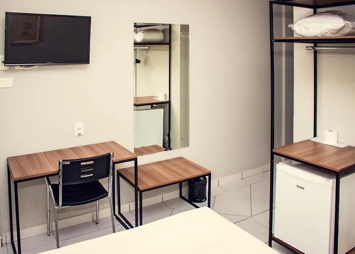 Delcas Hotel